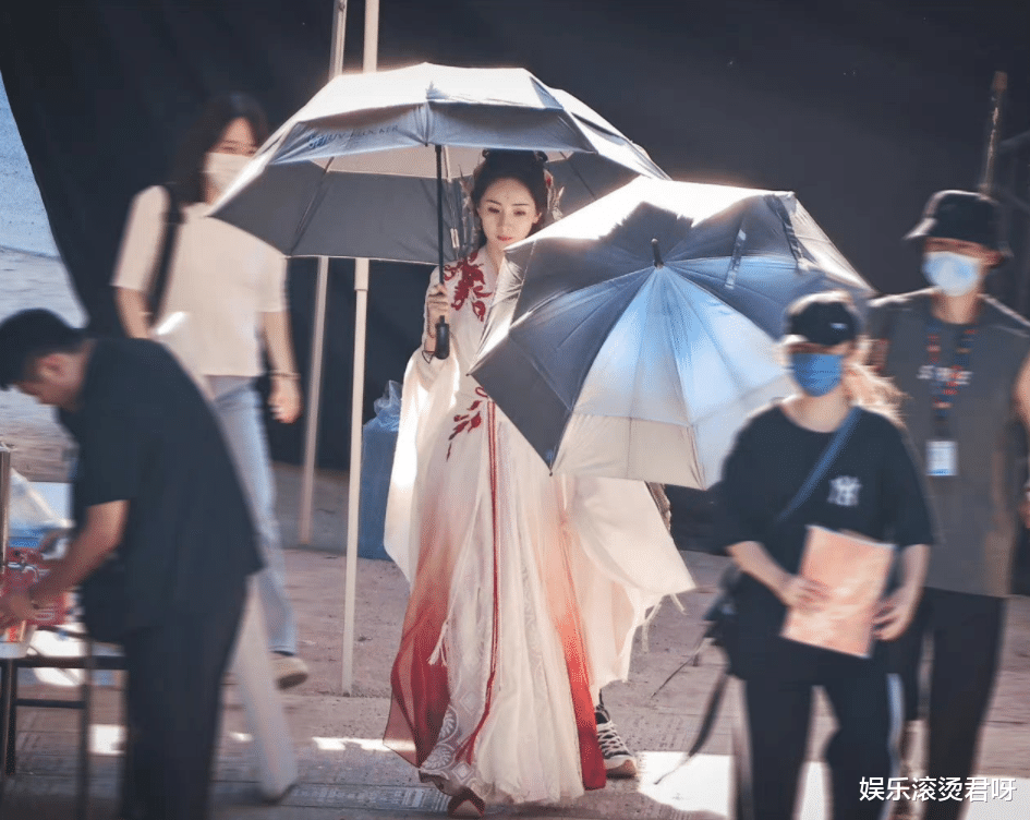 杨幂|《狐妖小红娘》未播先火,杨幂不走丧葬风,才是古装剧该有的样子