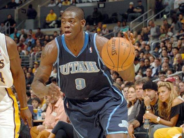 扣篮|NBA后卫扣篮次数排行榜：卡特741次仅第三，榜首太强了