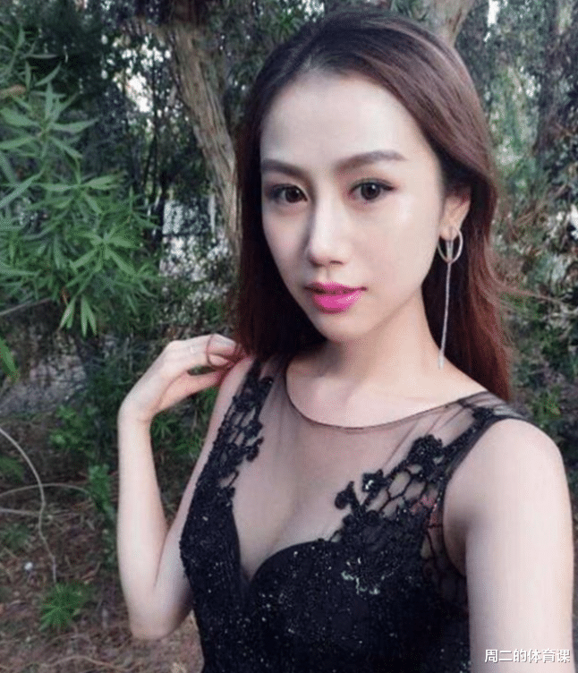陈露|陈露在“树林”游玩惹争议，与孙悦分居2年，网友：拍照的人是谁