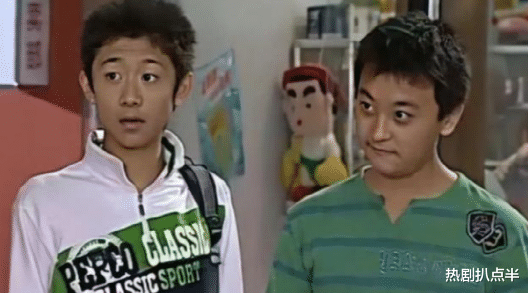 对决|有人越长越丑,有人成年后逆袭,同样是童星差别怎么这么大?