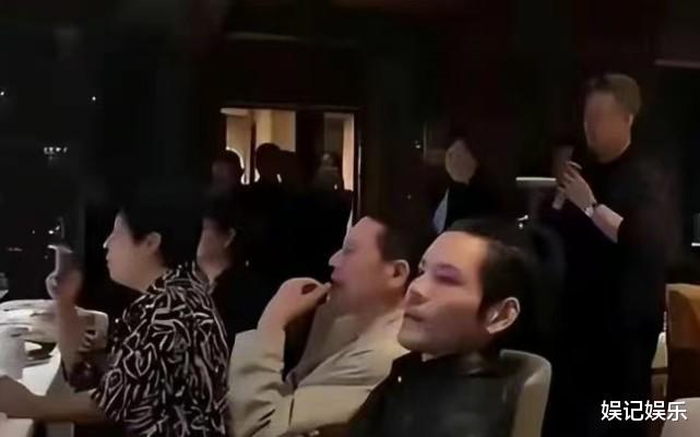 郭碧婷|向太一家返回香港，跟刘嘉玲聚会超开心，疑似默认郭碧婷在安胎