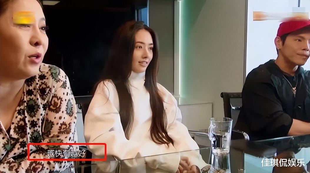 向佐|郭碧婷的父亲，在女婿向佐被曝和女子回房后，其实挺无奈的，一直没个准头