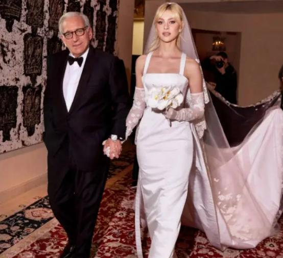 汪小菲|贝克汉姆27岁儿媳和19岁准儿媳闹不和，贝嫂坦言：准儿媳更听话