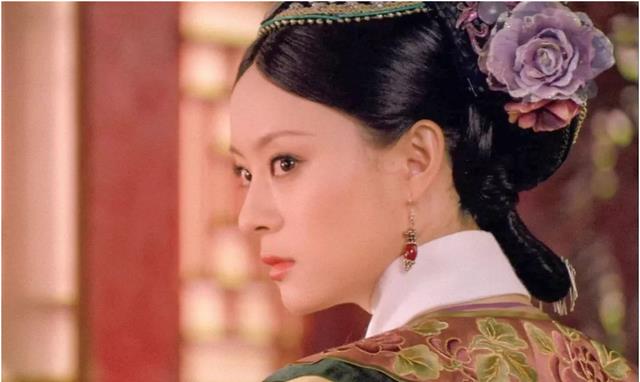 连衣裙 黑化不靠眼妆，靠“眼技”，盘点教科书级别的黑化