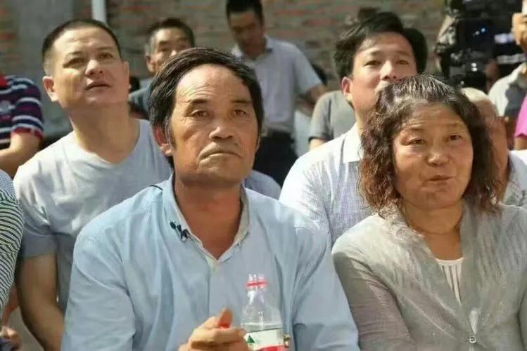 朱婷|朱婷的父亲朱安亮：6个儿女最对不起朱婷，如今最操心她的婚事！