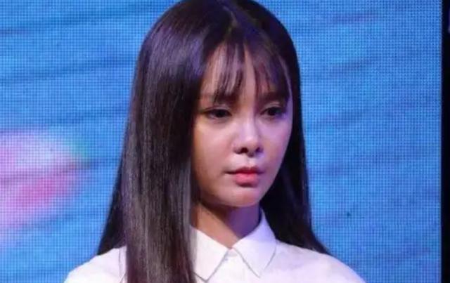 张雨绮|隆过鼻子的十位明星,张雨绮鼻梁变宽,毛晓彤很自然