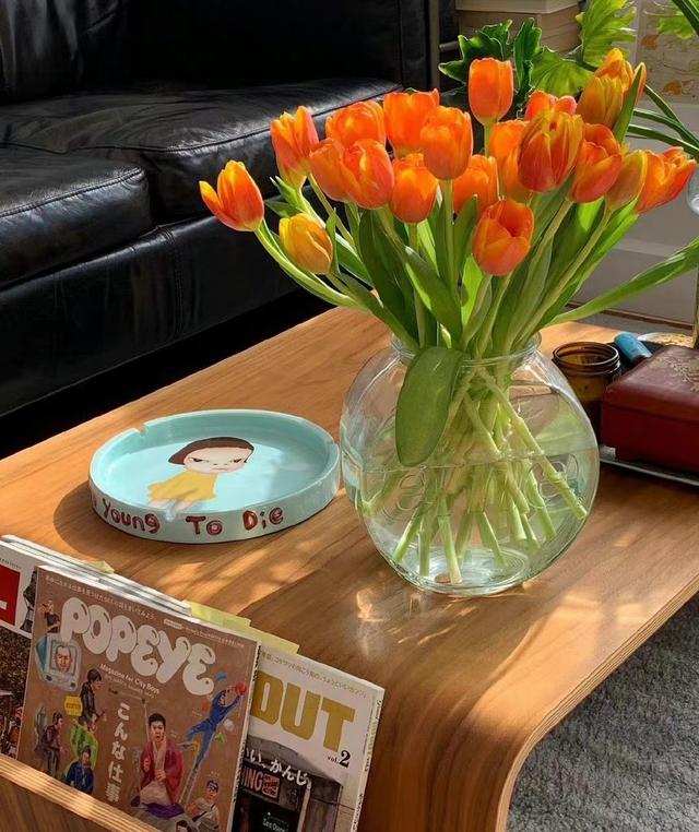 纽约年轻人出租屋里的家，复古气质拿捏到极致，叫人不得不羡慕