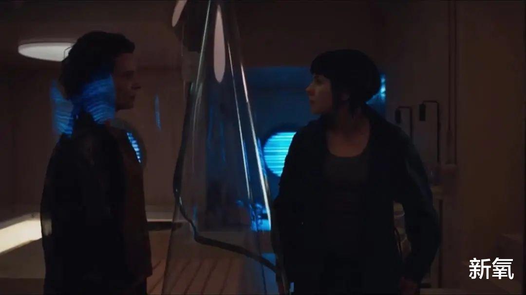 朱丽叶·比诺什|再拽的姐,在斯图尔的身边,都会有一种娇妻感?!