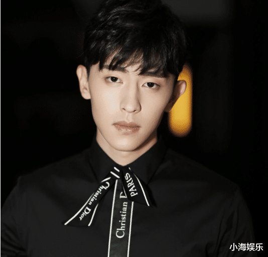 王宝强|邓伦偷税事件带火王宝强,当年借钱也要交税,这才是娱乐圈的典范