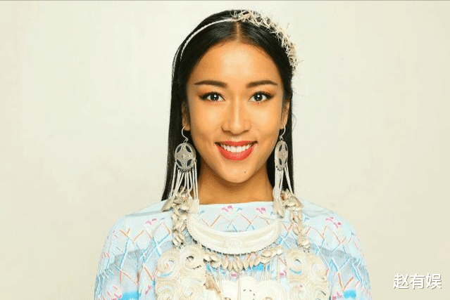 张昊玥|18线演员张昊玥,拍戏6个月收入24万,诉苦称还不如去上班