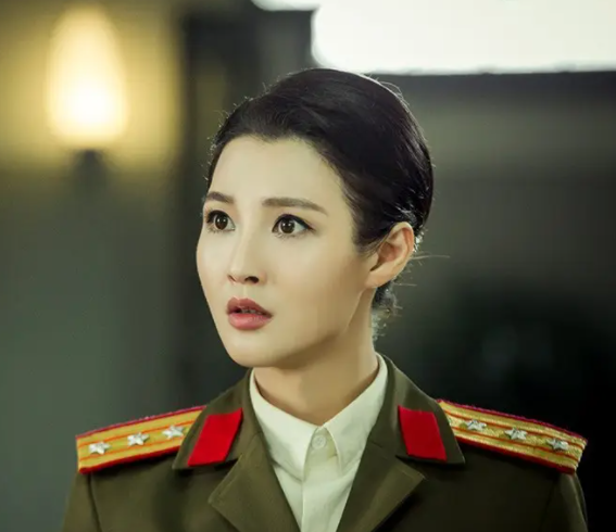 白庆琳|打定主意将演艺事业发展起来,遇到渣男两年离婚成单亲妈妈