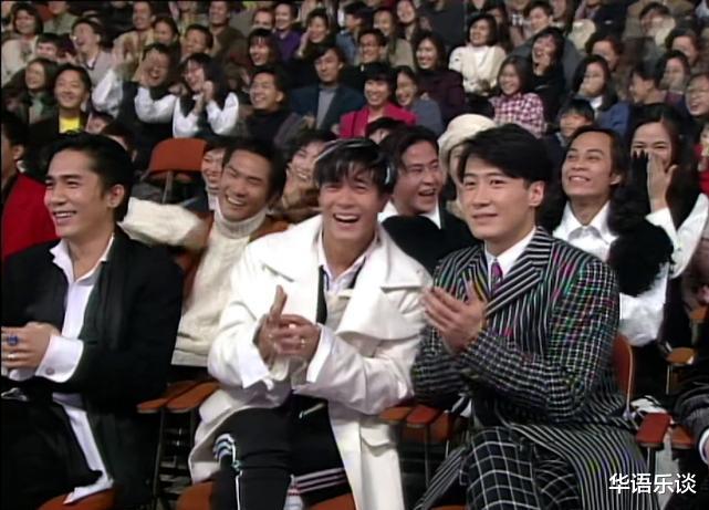 颁奖礼|港乐“双十大”颁奖礼合并,颁出首个荣誉大奖,音乐教父实至名归