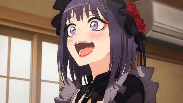 Cosplay|更衣人偶坠入爱河：男主熬夜制作Cosplay服装，女主感动哭了