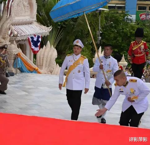 西拉米|王室海报给了提帮功惊喜，距离宝座只差一步，西拉米也上镜了