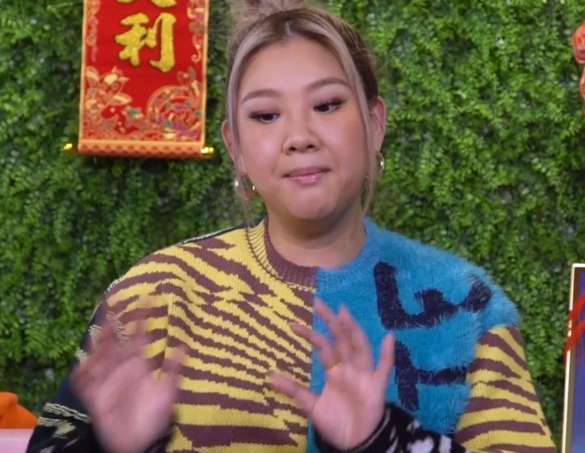 64岁胡慧中回内地即将复出！21岁女儿罕同行，体重175斤身材圆润