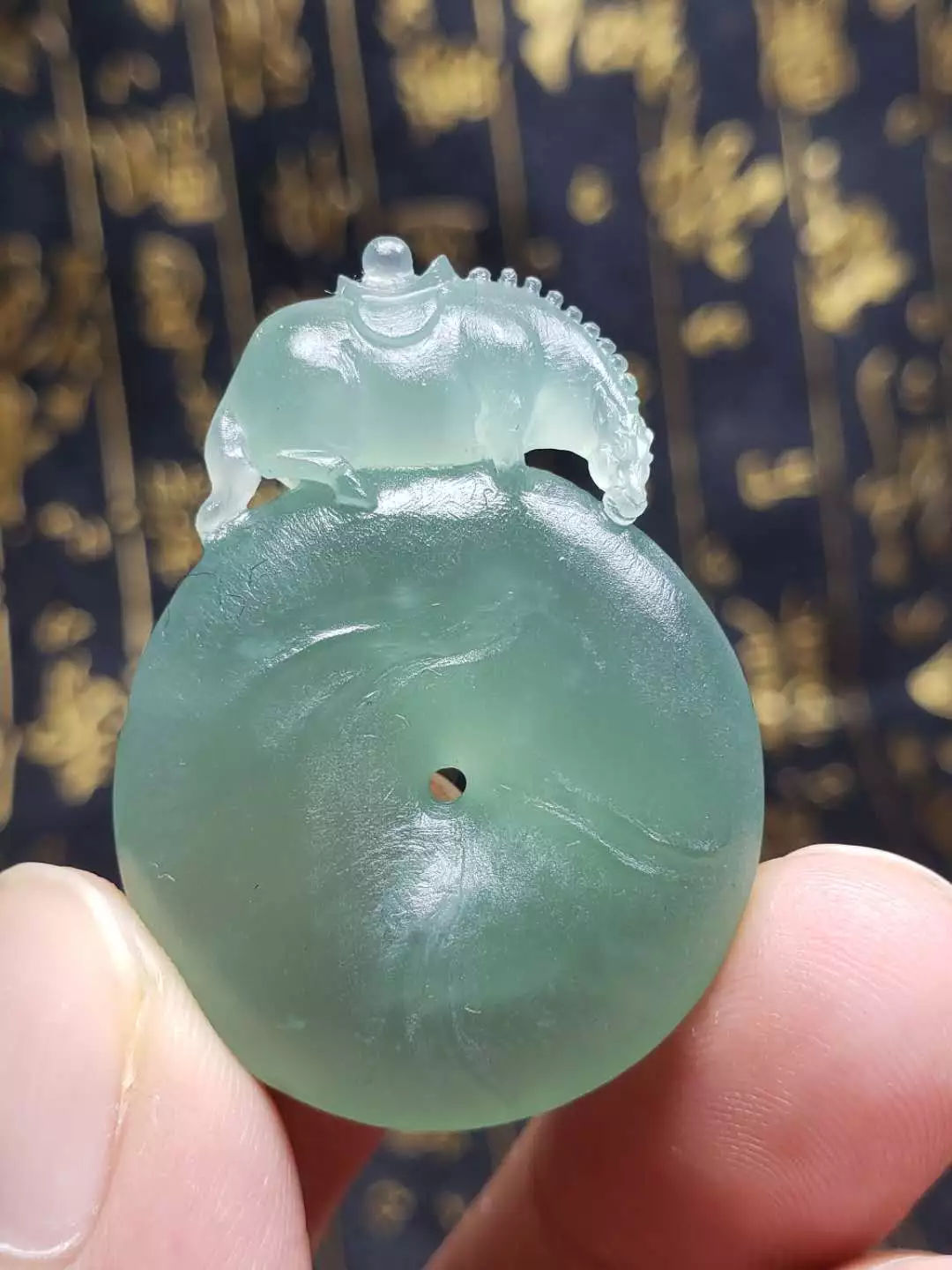 翡翠|「翡翠毛货」堪称最具欺骗性的素颜，其风险不亚于赌石