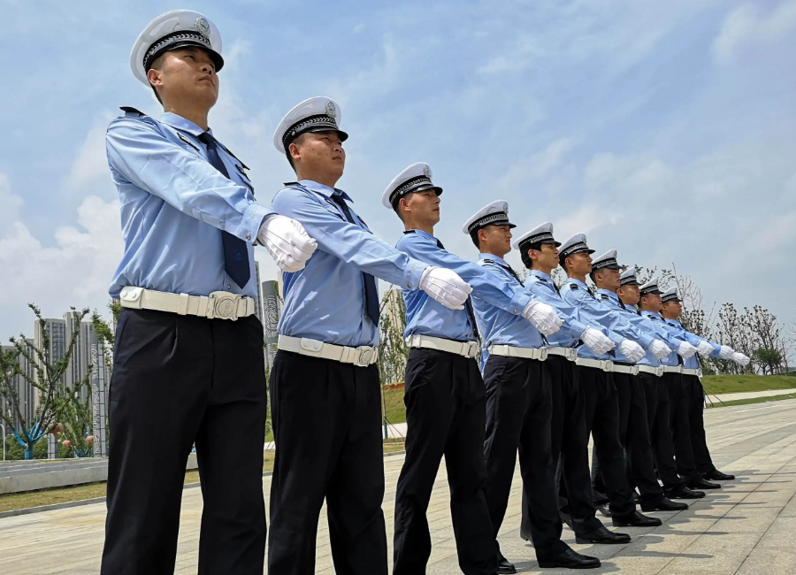 辅警|“年薪制辅警”招聘了，不仅有机会取得编制，还有望赚取高薪