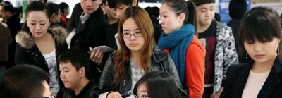 应届生|2022“铁路局”开始扩招，工资待遇很可观，应届生的春天来了！