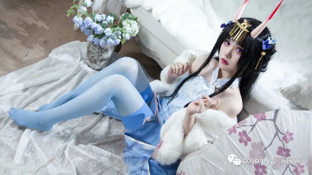 碧蓝航线|cos：碧蓝航线冬雪沁香能代cos正片@冥鸢
