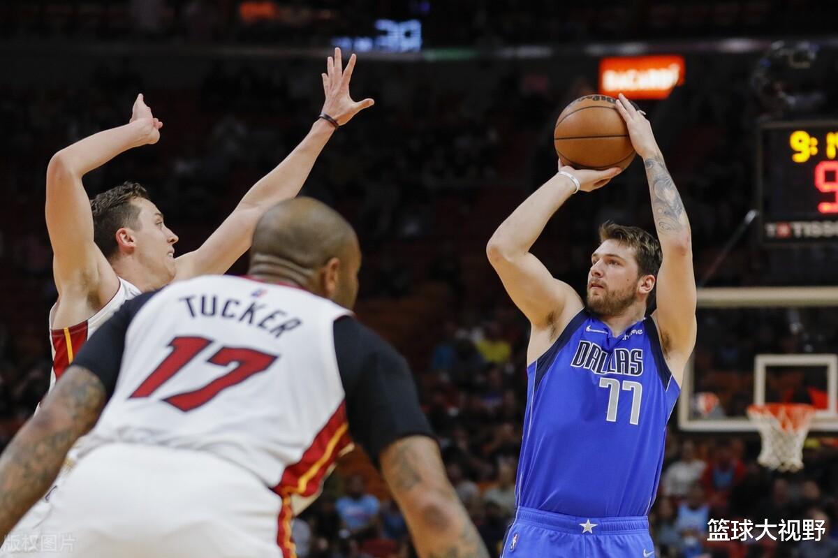 巴特勒|大逆转！巴特勒29+10，东契奇19中5，丁威迪尴尬，贝尔坦斯大惊喜