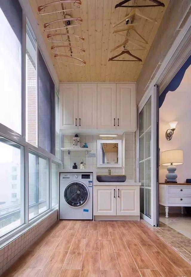 老师傅建议阳台一定要这样贴瓷砖,又好看又实用