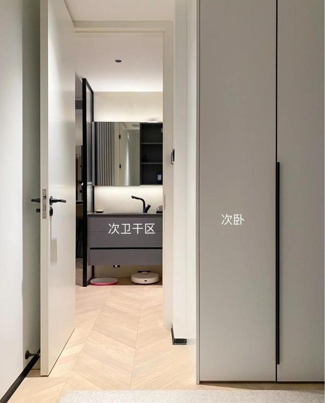 上海发现一户人家的装修,那叫一个高级,拍照给大伙瞅瞅,超羡慕