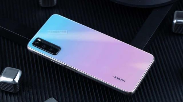 华为鸿蒙系统|全力支持鸿蒙系统,新款华为手机6000mAh即将来到