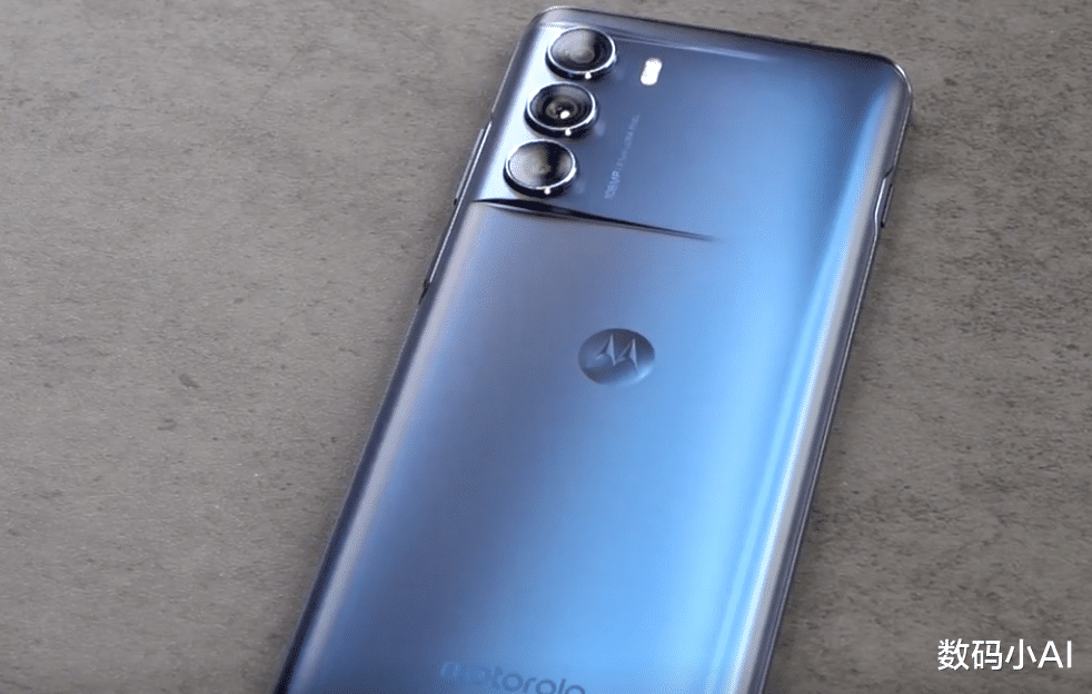 摩托罗拉|12G+512G，发布一个月一机难求，如今2499元现货不用抢