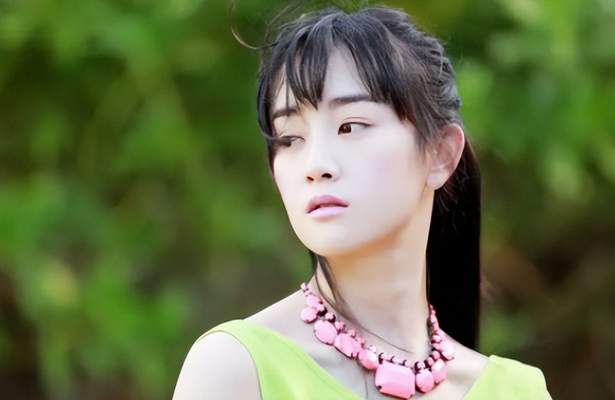 吴莫愁|街头卖艺、卑微求职、卖货求生，这5位过气女星如今有多窘？