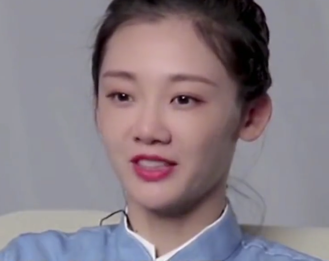 冯小刚|冯小刚调侃赵本山是黑社会后被打一耳光，反掌托后赵老高情商化解