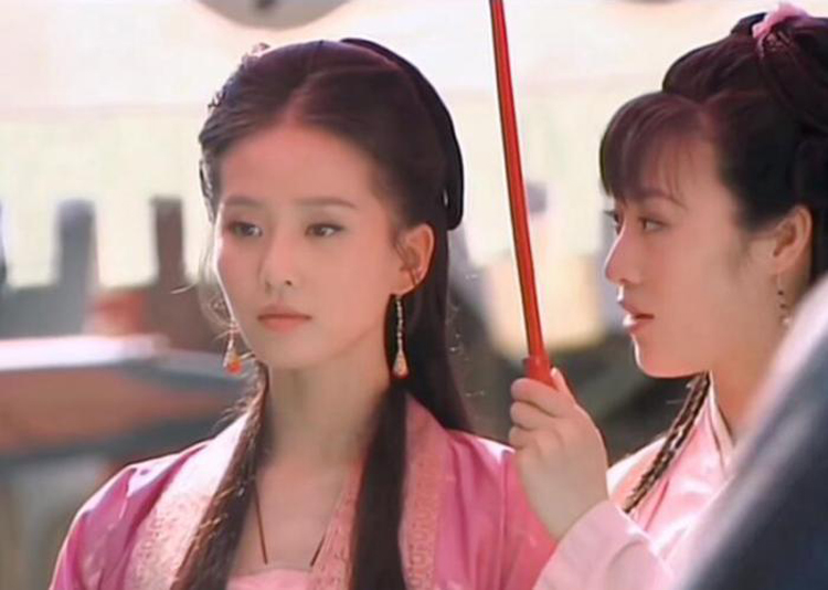 人物设定|6位“眼大无神”的女星，长得如花似玉，演戏却没有灵气，好木讷