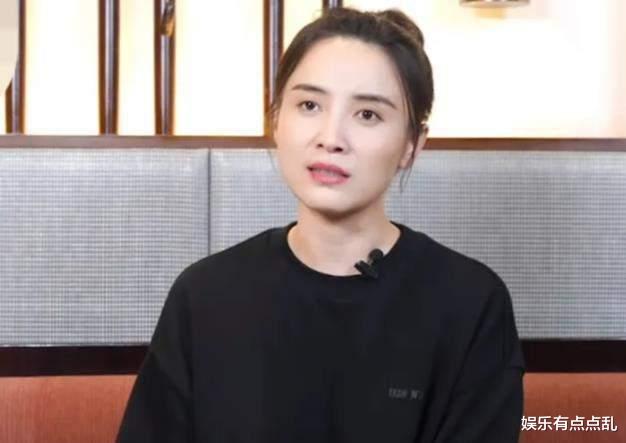 殷桃|殷桃《人世间》聚餐匿名收到礼物, 问雷佳音谁送的? 宋佳回复超好笑