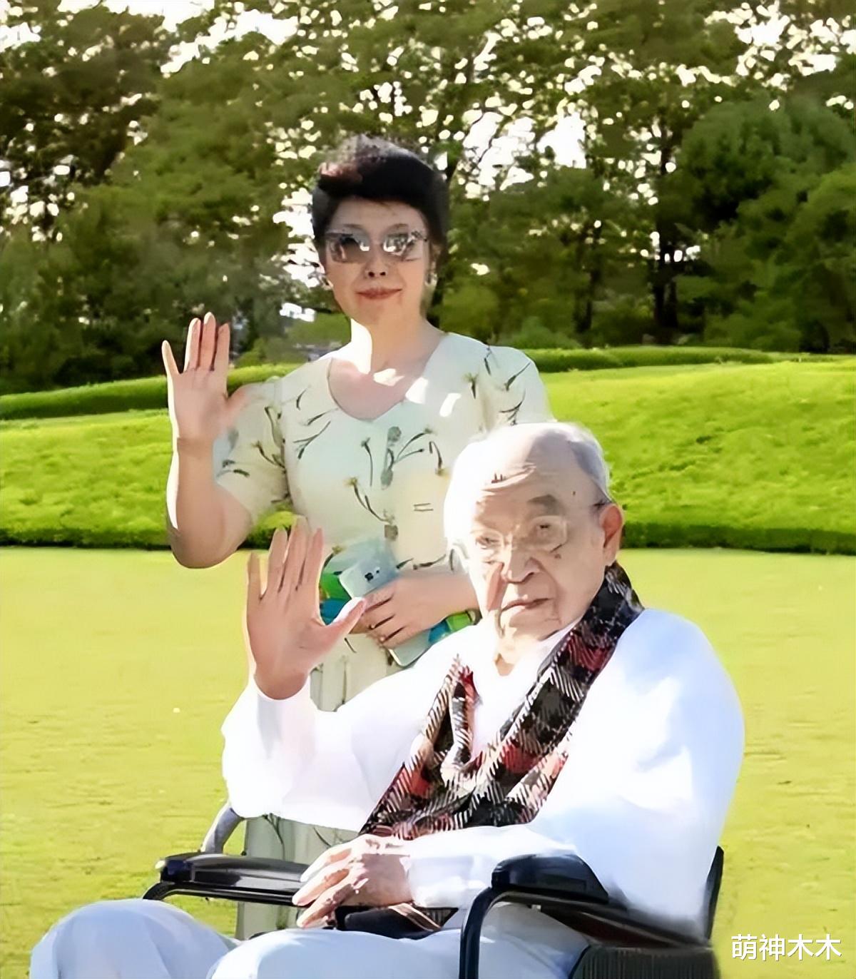 |乔羽的传奇一生:与妻子相守68年,儿孙皆为其同行,孙子也已出道