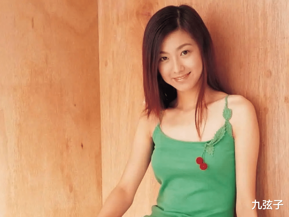 陈自瑶|吻女记者,被TVB安排“打脸”的名场面,陈自瑶真是个影帝啊