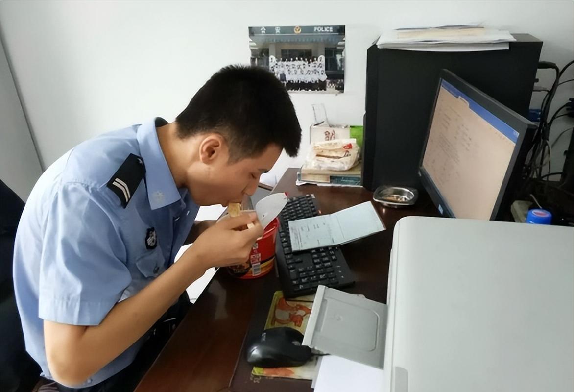 “下班了还不能喝酒?”公务员禁酒令再升级,三类人需特殊注意