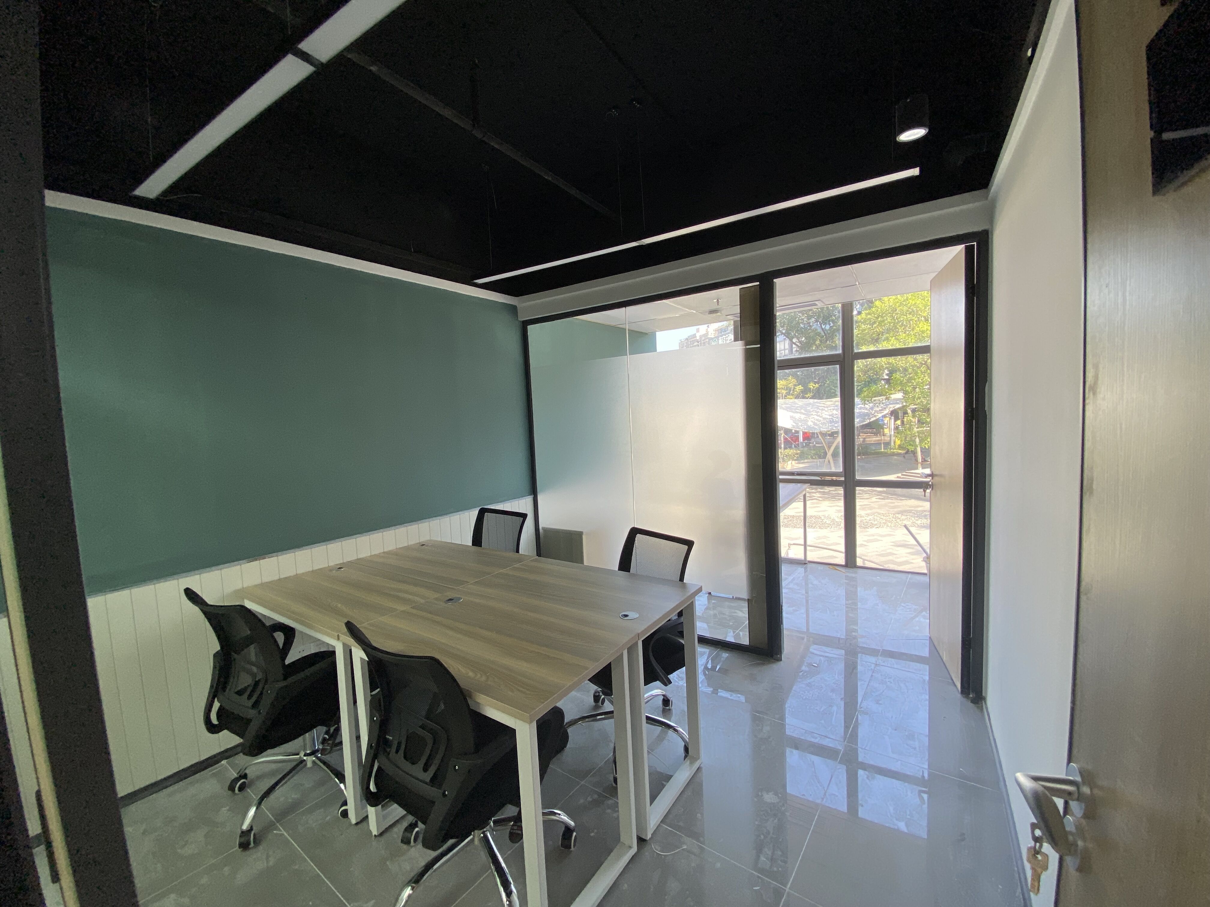 龙岗|龙岗大运中心,小面积办公室长什么样