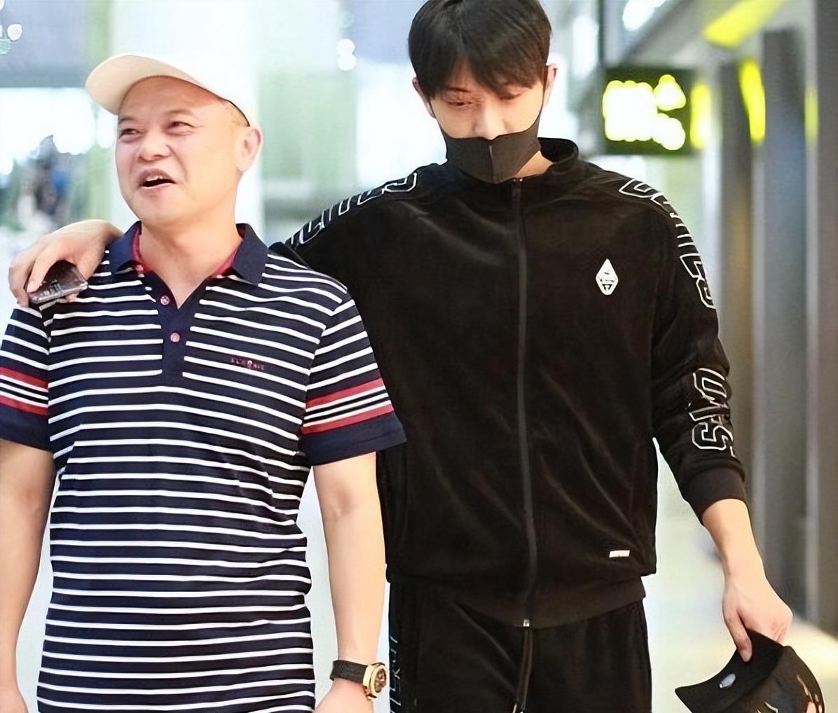 黄子韬|“暴躁富豪”黄子韬：两百亿身家不输王思聪，为何独宠徐艺洋一人