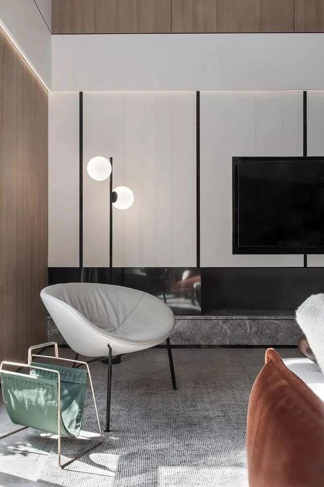 300㎡现代极简,黑白配+木饰面,满屋时尚自然的体验