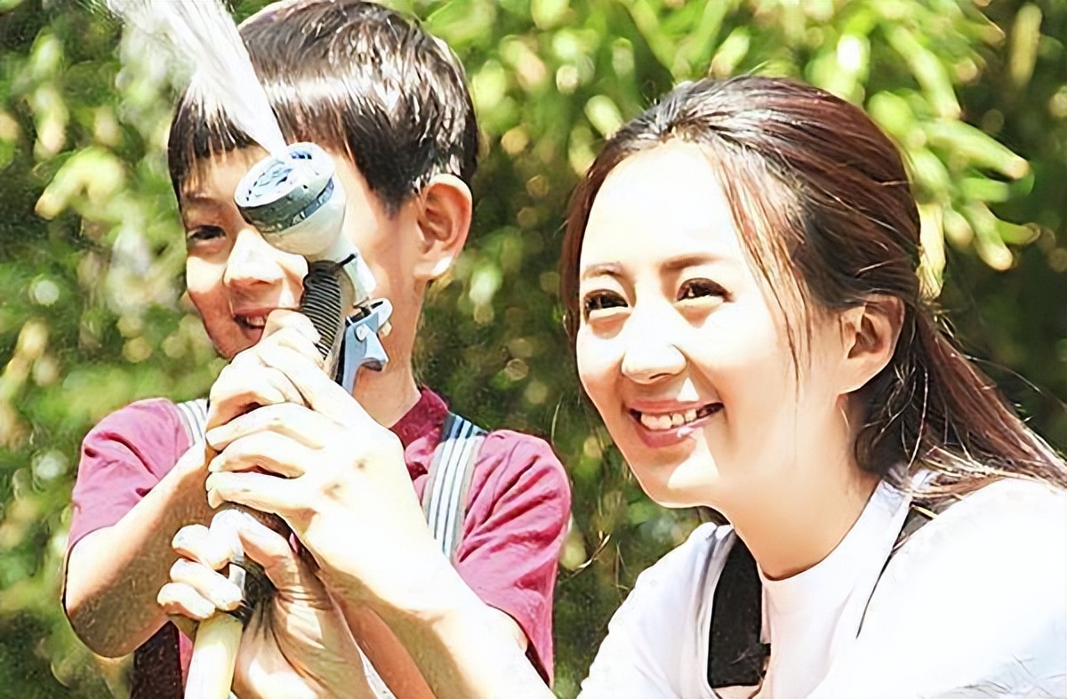 杨童舒|演员杨童舒：34岁意外怀孕，没有刻意隐婚，老公只是个普通人