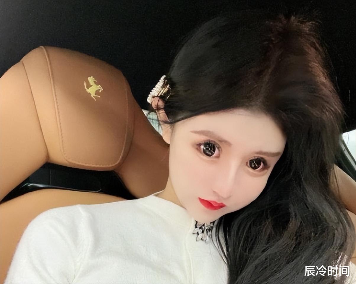 顾漫|“真人芭比”周楚娜：花费400万整容上百次，一张脸抵一辆跑车