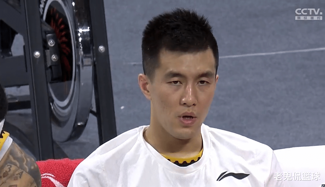 泰伦·卢|又怎么了？从11+4到24+11，郭艾伦爆发后发声：一天不够憋屈的！