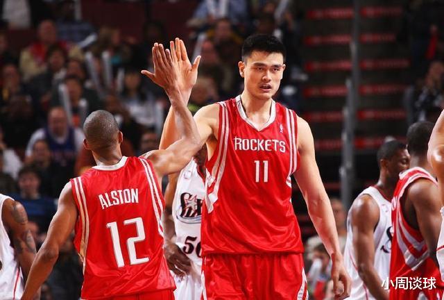 姚明|如果姚明晚一年参加NBA选秀，还会是状元吗？最终能排第几顺位