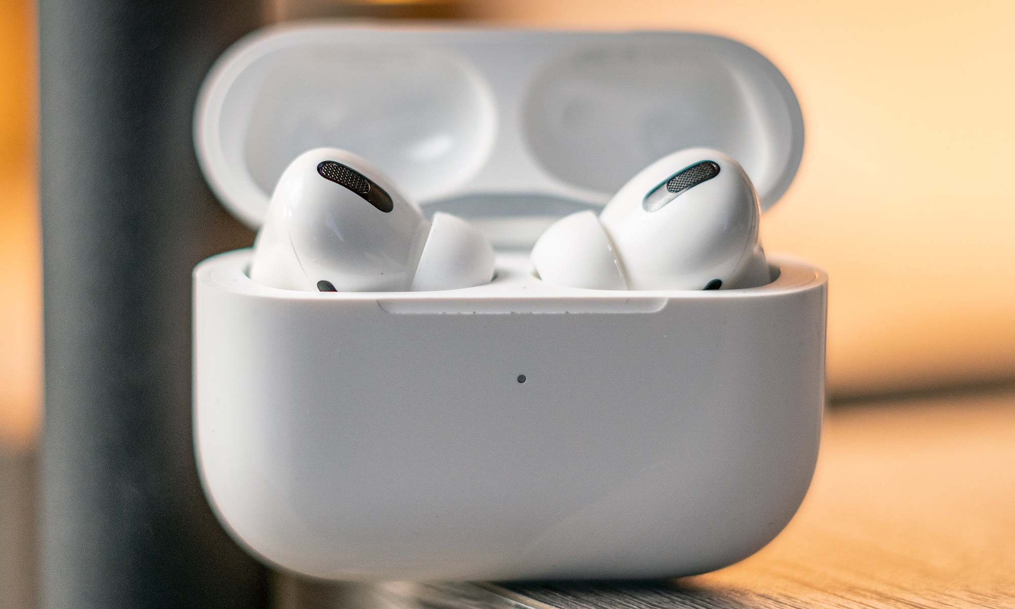 华强北|华强北恐怖如斯！数码达人误买假AirPods：唯一差别在这里