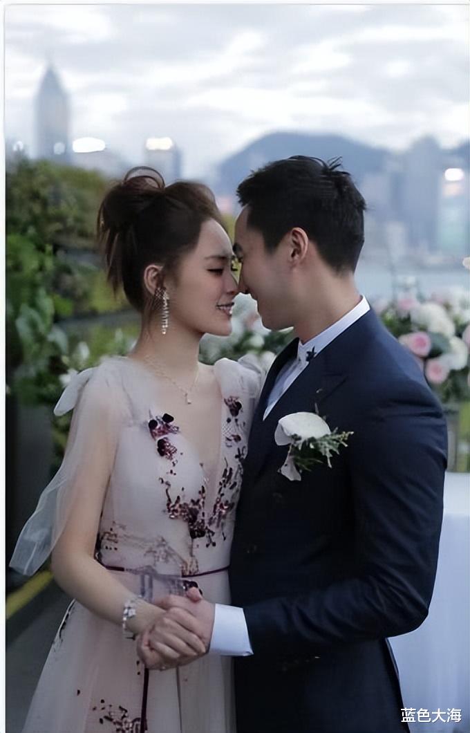 阿娇|阿娇赖弘国离婚2年后：他火速再婚并有子，她不再恨嫁41岁仍单身