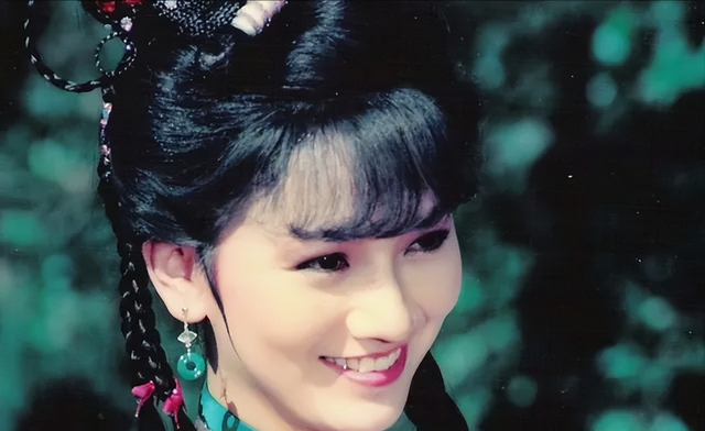 赵雅芝|赵雅芝的情史堪比电视剧集,经历家暴、出轨、偷情、等丰富剧情