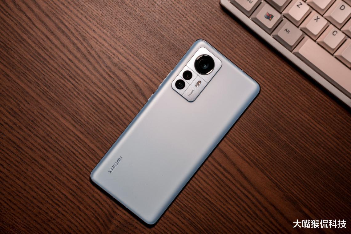 折叠屏|小米12有优惠，豪送299礼品，等等党又一次迎来了胜利？