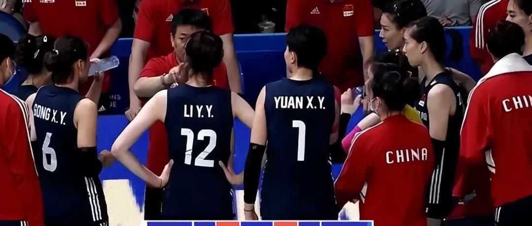 日本队|中国女排1-3日本，输得一塌糊涂，李盈莹独木难支，蔡斌也无招