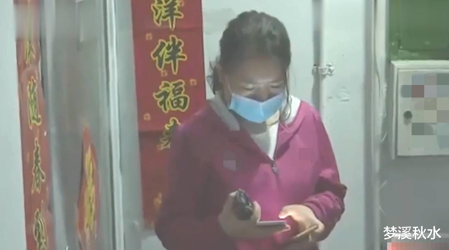 62岁老父浪荡30年,身患绝症后求儿子赡养,网友:毕竟是自己父亲