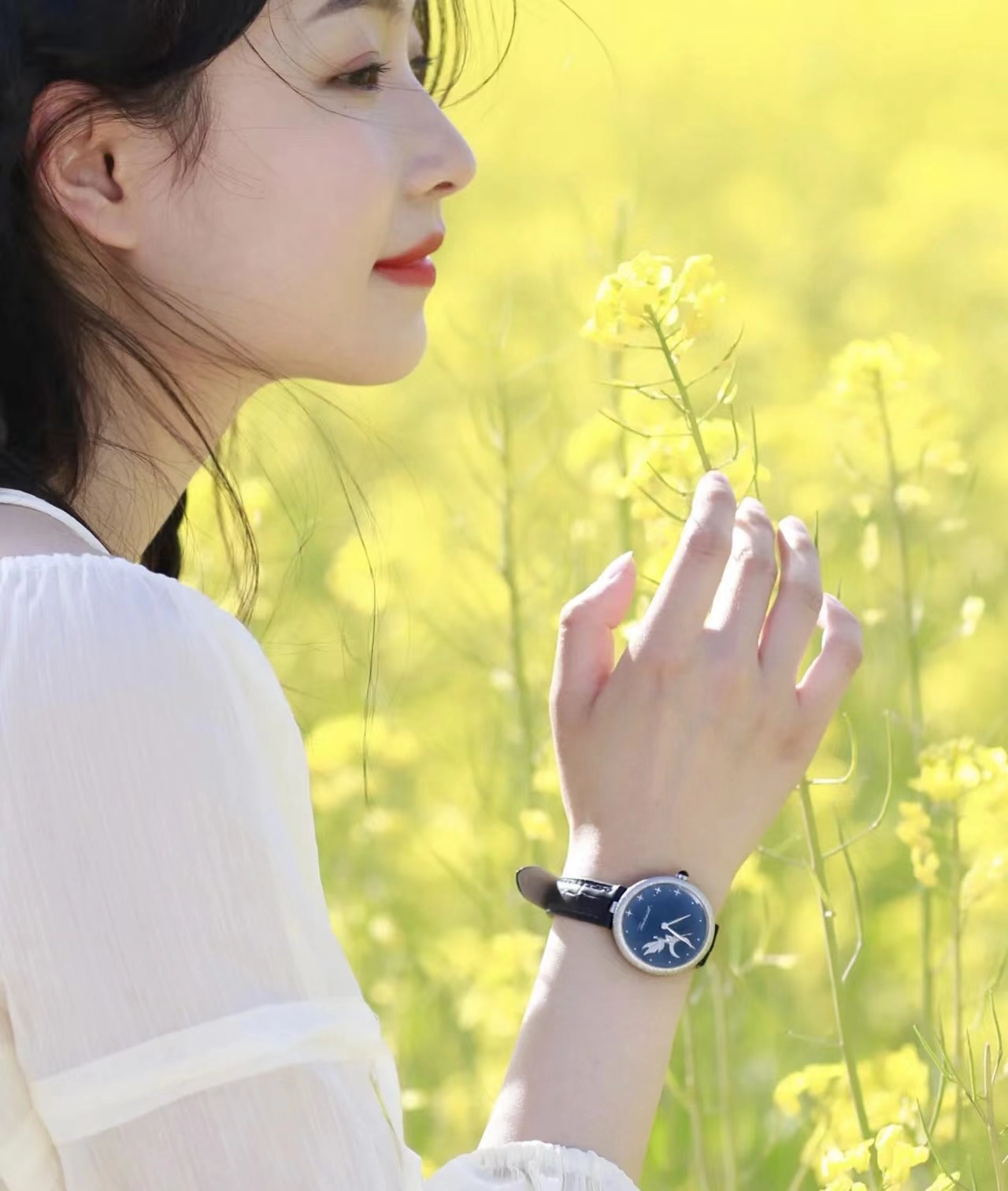 夏日一枚适合自己的腕表,腕表的美学魅力,让你在举手间展露个性