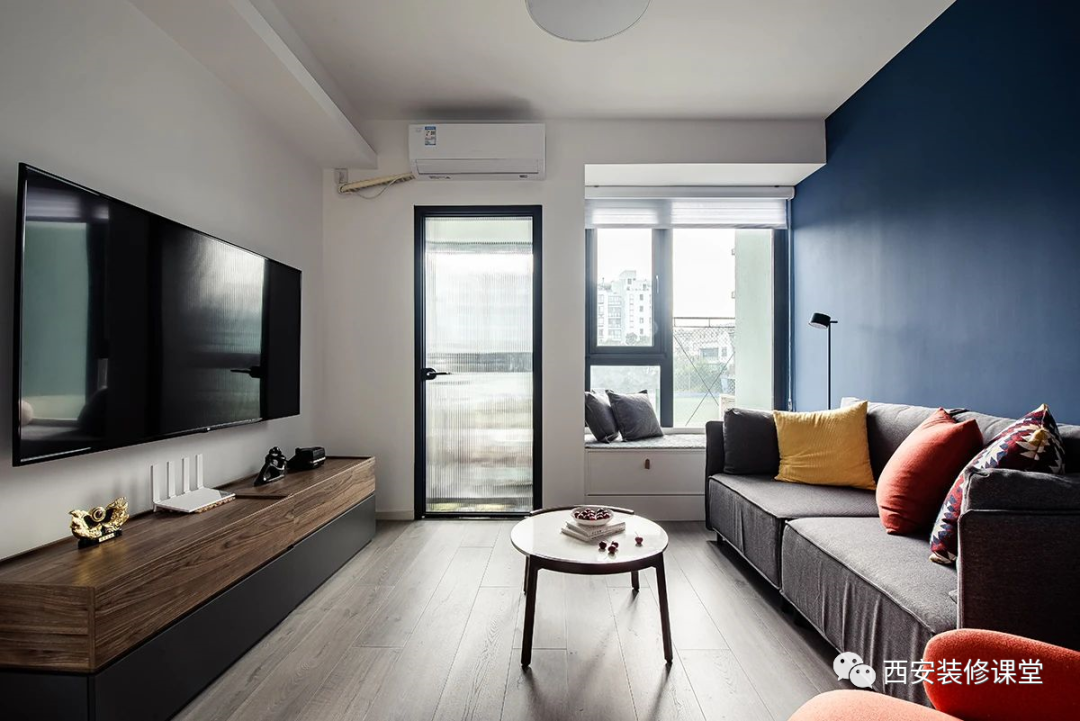 家有飘窗,利用起来做收纳怎么实现?